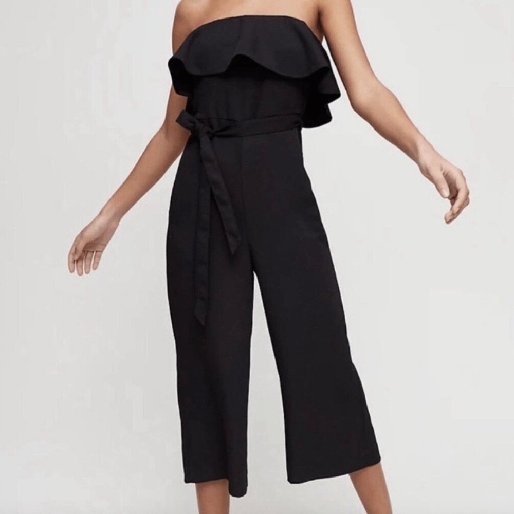 Aritzia Babaton Flutter Strapless Jumpsuit (Size 2)